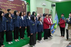 Dekan Fakultas Hukum UMPR lantik pengurus BEM