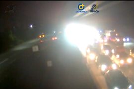 Arus kendaraan tol Jakarta-Cikampek dini hari ini masih padat merayap: ini titik daerahnya!