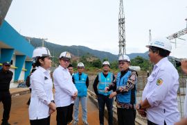 PLN UIP Sulawesi operasikan Saluran Udara Tegangan Tinggi 150 kV di Kolonedale