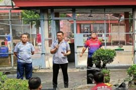 Kanwil Ditjenpas Sumsel berikan  remisi Nyepi dan Idul Fitri