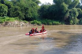 SAR Jember kembali temukan korban hanyut di Sungai Bedadung