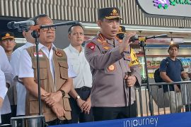 Eid exodus: Police chief reviews Soetta Airport services for travelers