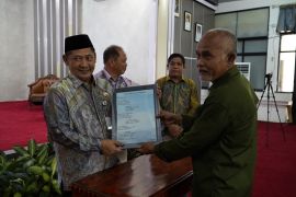 Aktivis Meratus sampaikan pesan pelestarian alam ke Bupati HST