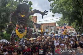 Pawai budaya ogoh-ogoh di Kota Cimahi