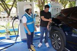 Mudik asyik dengan kendaraan Listrik, 52 SPKLU siap layani pemudik di Kalbar