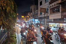 Malam takbiran Jalinsum Stabat padat merayap
