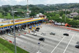 Sebanyak 605.228 kendaraan ke wilayah timur Trans Jawa di H-2 Lebaran