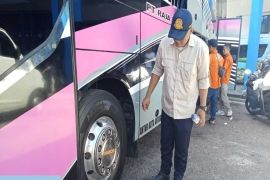 Penumpang mudik dari Manado tujuan Gorontalo H-1 Idul Fitri turun