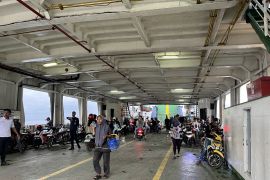 ASDP Ambon catat penumpang dan kendaraan mudik 2025 naik 10 persen