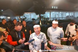 Gubernur Jabar: Harus ada tindakan tegas kepada Kades Klapanunggal soal meminta THR