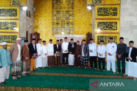 Bupati dan Wabup Rejang Lebong Shalat Idul Fitri bersama ribuan warga