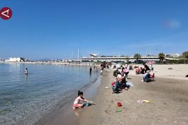 Cuaca dingin landa Turki setelah gelombang panas tidak sesuai musim