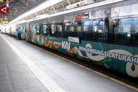 Menyambut hari raya, KAI Daop 8 hadirkan desain "livery" Idul Fitri