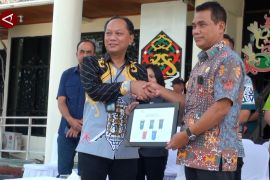 Terima bantuan CSR,&nbsp;Pemkot Palangka Raya ajak warga kelola sampah