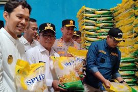 Sidak gudang Bulog, Pemprov Banten pastikan stok pangan Ramadhan aman