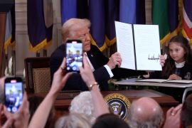 Trump teken perintah eksekutif untuk bubarkan Departemen Pendidikan