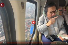 Pramono pantau banjir dari udara, normalisasi sungai jadi hal utama - VIDEO