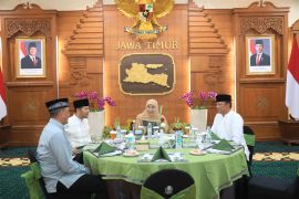 Khofifah tegaskan sinergitas forkopimda kunci ketentraman masyarakat