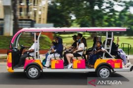 Hari kedua Lebaran, pengunjung TMII hampir 20 ribu orang