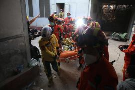 Berpacu dengan waktu! Perjuangan tim penyelamat China selamatkan korban gempa di Myanmar