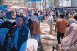 BPBD Mukomuko ingatkan orang tua awasi anak saat di pantai