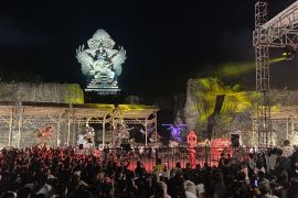 Wisatawan padati GWK lihat Festival Ogoh-Ogoh saat libur Lebaran