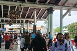 Bandara Soekarno-Hatta sudah dipadati 150 ribu penumpang di arus balik Lebaran hingga Kamis
