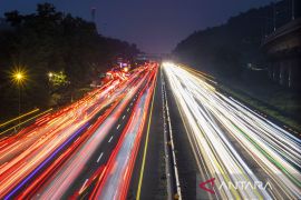 Sebanyak 455 ribu kendaraan kembali ke Jabotabek pada H+1 Lebaran