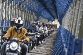 Jalur alternatif terowongan Cirahong