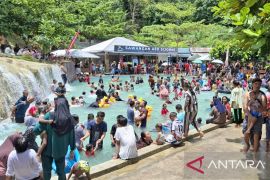 Penurunan pengunjung di Aek Sijornih Tapsel saat Lebaran, ini penyebabnya