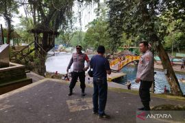 Polresta Mataram memberikan pengamanan kawasan wisata Sesaot dan Suranadi