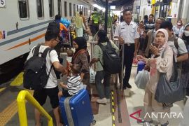 Daop 7 Madiun catat puncak arus balik pada H+1 Lebaran 2025