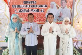 Ketua DPRD HSS gelar open house sajikan makanan khas lebaran