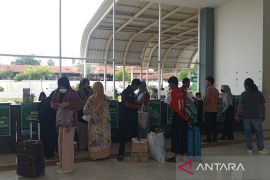 Terminal Harjamukti Cirebon masih sepi penumpang di H+4 Lebaran 2025, Dishub soroti terminal bayangan