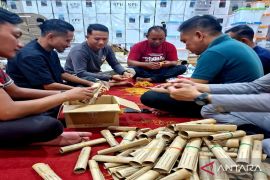 KPU Gorontalo Utara proses pengadaan logistik PSU