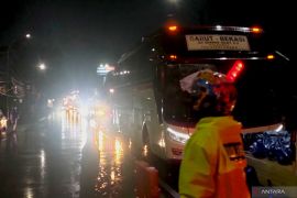 Puncak arus balik di jalur nasional lintas Garut  6-7 April 2025