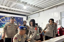 Personel Pospam  Pelabuhan Makassar jalani pemeriksaan kesehatan