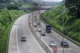 Polri: 40 persen kendaraan ke Jakarta dari GT Banyumanik mulai Jumat