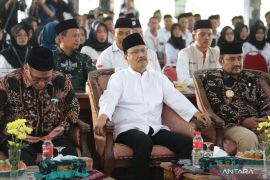 Minister urges concerted anti-poverty efforts in C Java's Pemalang