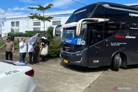 BPKH fasilitasi bus gratis untuk ratusan warga Garut kembali bekerja ke Jakarta
