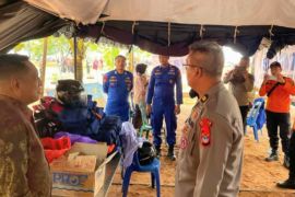 Wabup Tala monitoring objek wisata Pantai Takisung dan Batakan