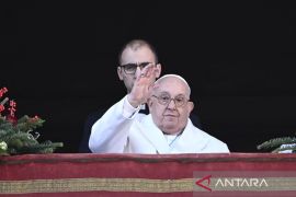 Paus Fransiskus meninggal dunia usia 88 tahun