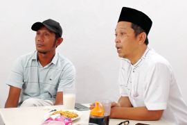 Tokoh kritis di Banjarbaru dukung Lisa-Wartono