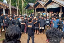 Ratusan pendaki dari berbagai daerah mulai padati Gunung Halau-Halau