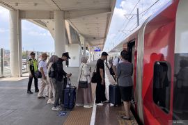 23.500 penumpang kereta cepat Whoosh diangkut pada puncak arus balik Lebaran