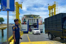 Arus Lebaran di Pelabuhan Punggur Kota Batam lancar dengan area penyangga