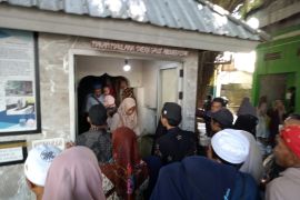 Ribuan warga ziarah ke makam keramat di Mataram