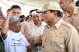 Prabowo plans 80,000 village co-ops with trucks, pharmacies