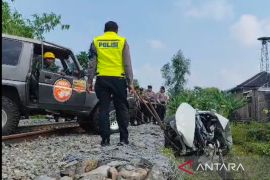 KAI Daop 6  tingkatkan keselamatan di perlintasan sebidang
