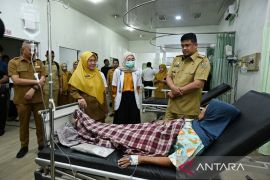 Gubernur Sumut temukan  beberapa obat kosong di RSU Haji Medan